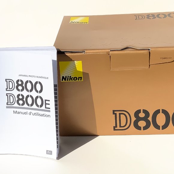 Nikon 800E Full-Frame Professional DSLR Camera - Picture 8 of 9